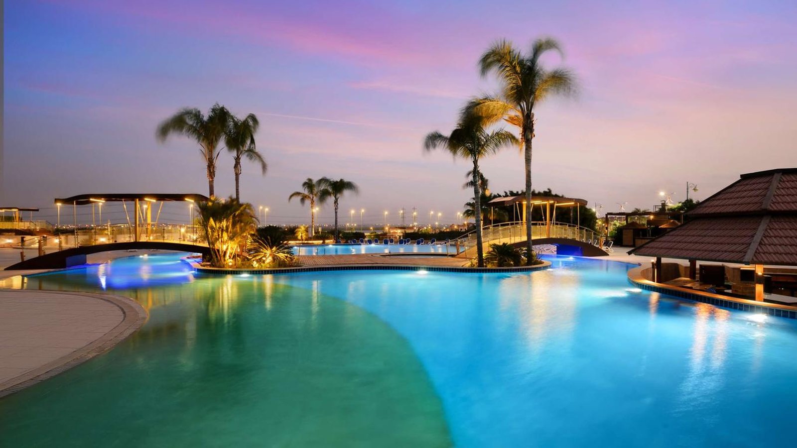 Radisson Blu Hotel & Convention Center, Alexandria