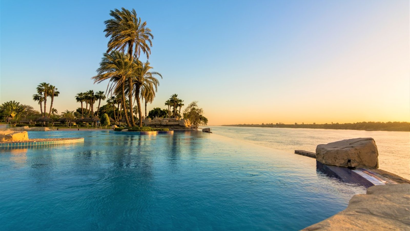 Jolie Ville Luxor