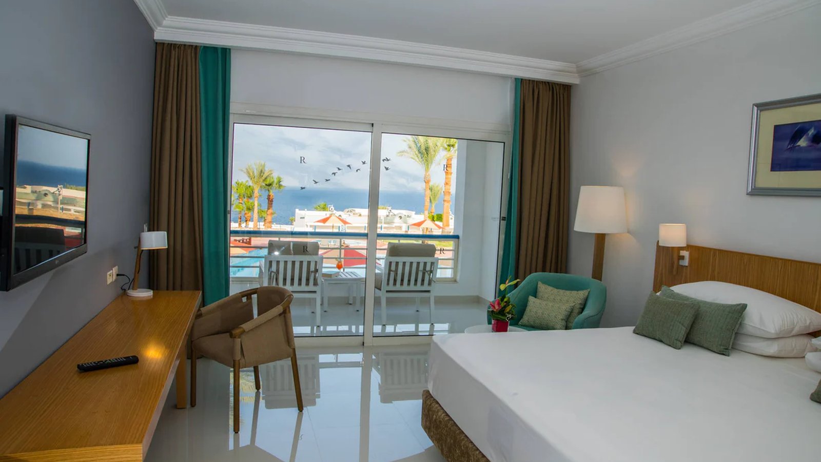 Renaissance Sharm El Sheikh Golden View Beach Reso